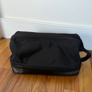 BEIS Dopp Kit in Black
